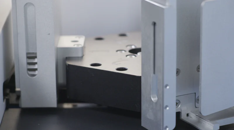 Cassette printer running without ink cartridges or ribbons