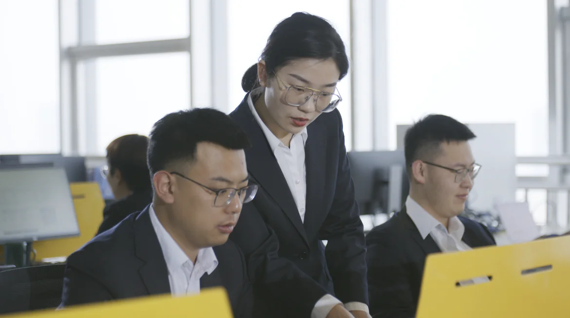 After-sales technical communication and service coordination